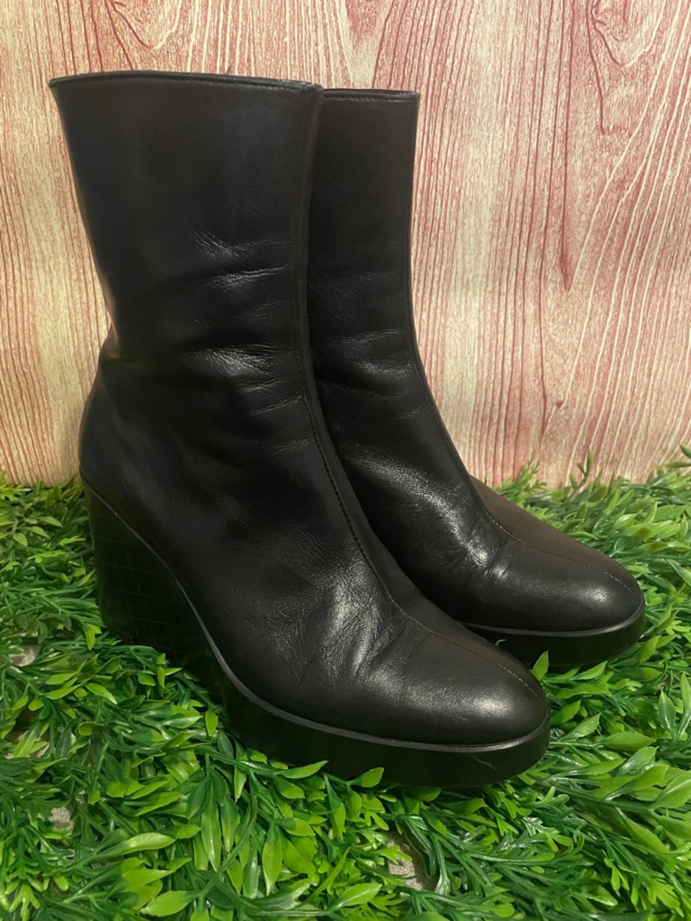 Robert Clergerie Women’s Black Leather Wedge Ankle Boots Bootie 6 US